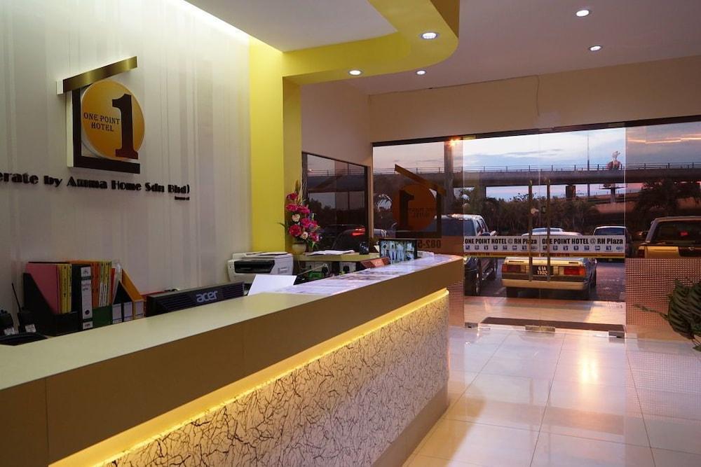 One Point Hotel Kuching Dış mekan fotoğraf